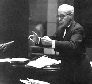 Lazar Weiner Conducts