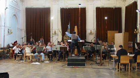 Elli Jaffe conducts the Vienna Chamber Orchestra