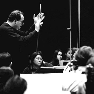 Kenneth Kiesler and members of the University of Michigan Opera Theater