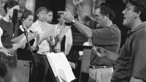 Neil Levin, Cantor Aaron Bensoussan and Members of the New London's Children Choir