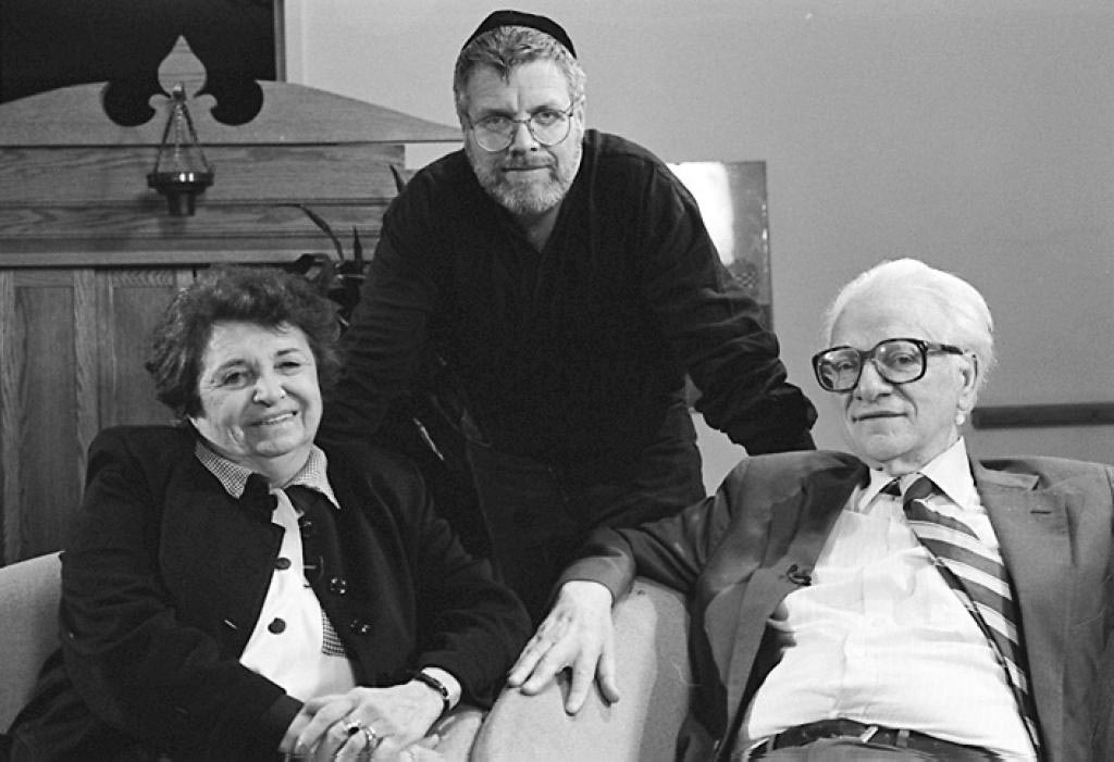 Musicologist Chana Mlotek (left) with son Zalmen and husband Joseph (Yosl).